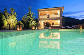 Отель Villa Unique  Диварата